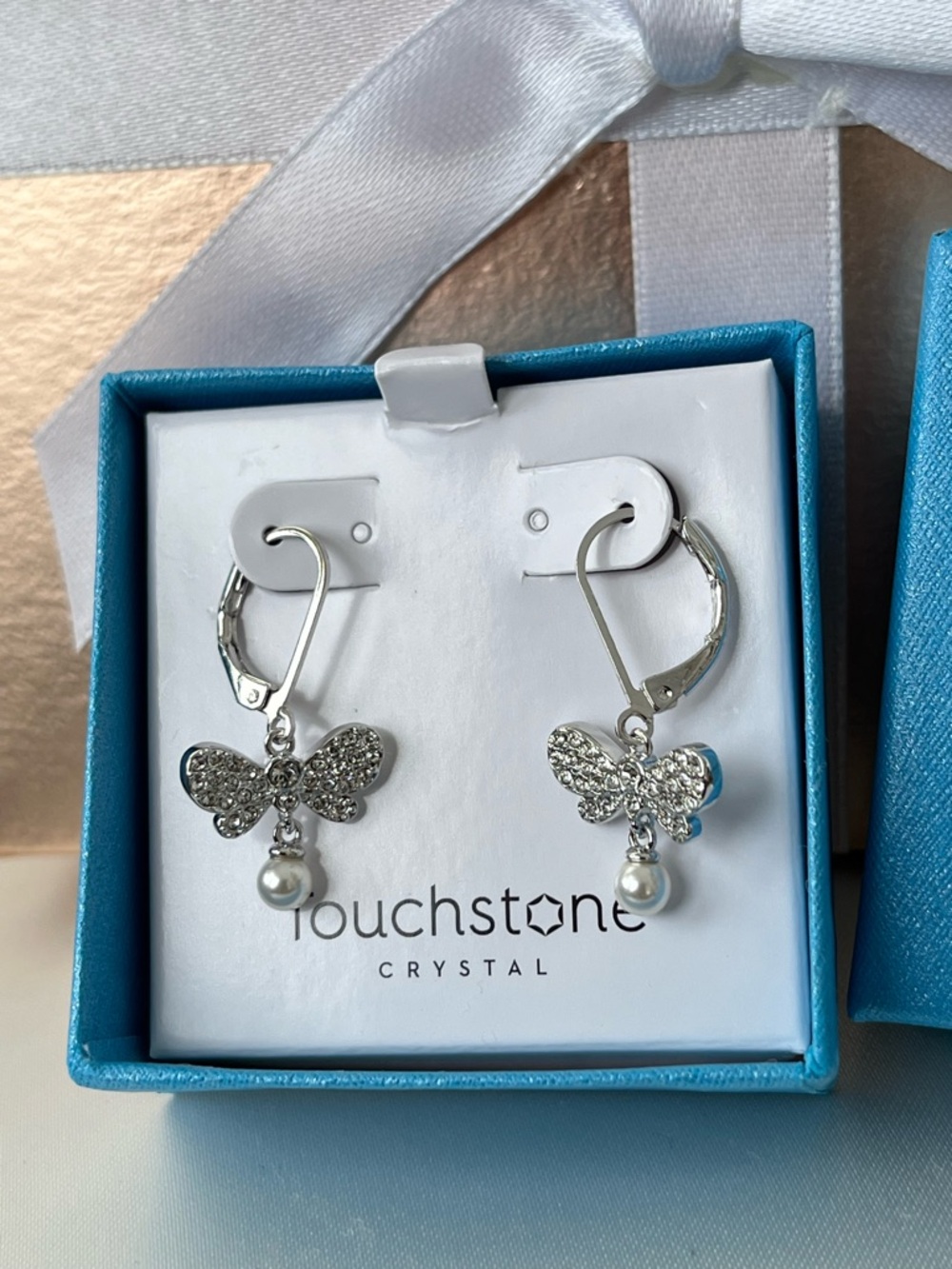 TSC by Swarovski white crystals & pearls Fly By earrings BNIB retail $89 - Picture 3 of 8